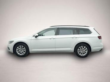 Fahrzeug ansehen: Volkswagen Passat Variant 2.0 TDI DSG Business NAVI HEAD UP Volkswagen Passat Variant 2.0 TDI DSG Business NAVI HEAD UP