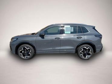 Fahrzeug ansehen: Volkswagen Tiguan 1.5 eTSI MHEV DSG R-Line AZV IQPremium Matrix . Volkswagen Tiguan 1.5 eTSI MHEV DSG R-Line AZV IQPremium Matrix .