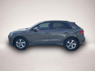 Fahrzeug ansehen: Audi Q3 35 2.0 TDI S tronic Advanced 179¤ m. 20% Anz. Audi Q3 35 2.0 TDI S tronic Advanced 179¤ m. 20% Anz.