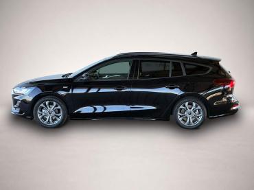 Fahrzeug ansehen: Ford Focus Turnier ST Line X 1.0 7AT / Winterpaket / Ford Focus Turnier ST Line X 1.0 7AT / Winterpaket /