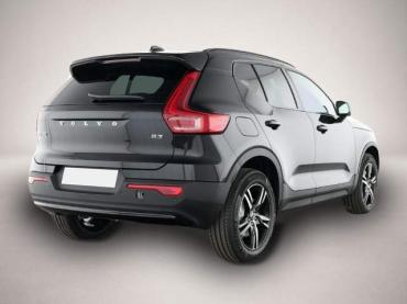 Fahrzeug ansehen: Volvo XC40 Plus Dark 2WD Digitales Cockpit Memory Sitz Volvo XC40 Plus Dark 2WD Digitales Cockpit Memory Sitz