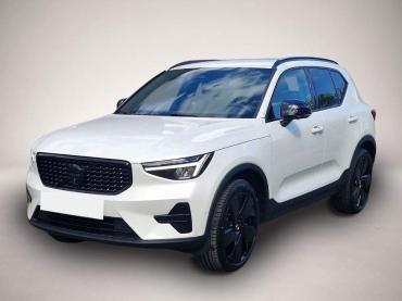 Fahrzeug ansehen: Volvo XC40 B3 B DKG Plus Black Edition STDHZ * ALARM Volvo XC40 B3 B DKG Plus Black Edition STDHZ * ALARM