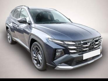 Fahrzeug ansehen: Hyundai TUCSON Black Ed DCT MY26 Pano Matrix SHZ v * h 19Z Hyundai TUCSON Black Ed DCT MY26 Pano Matrix SHZ v * h 19Z