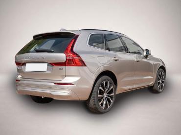 Fahrzeug ansehen: Volvo XC60 Core 2WD Digitales Cockpit Soundsystem LED Volvo XC60 Core 2WD Digitales Cockpit Soundsystem LED
