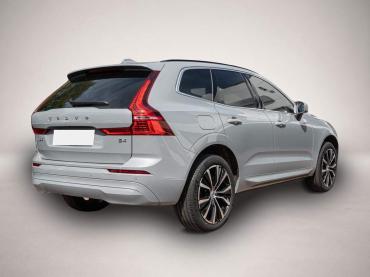 Fahrzeug ansehen: Volvo XC60 Core 2WD AHK Digitales Cockpit Soundsystem Volvo XC60 Core 2WD AHK Digitales Cockpit Soundsystem