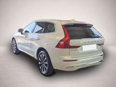Fahrzeug ansehen: Volvo XC60 Plus Bright AWD Bluetooth Navi LED Klima Volvo XC60 Plus Bright AWD Bluetooth Navi LED Klima