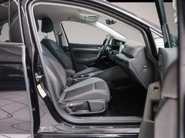 Volkswagen Golf VIII