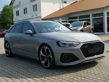 Audi RS4 Avant 2021 Nardograu weiß Autochampion24 Höhenkirchen freie Werkstatt