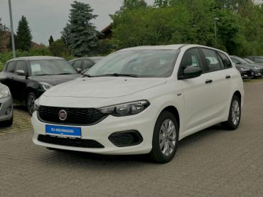 Fiat Tipo Kombi Gelato weiß freie Werkstatt Autochampion24 Höhenkirchen