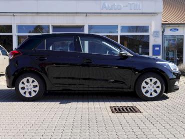 Hyundai i20 Tageszulassung EU-Reimport Phantom Black Autochampion24 Bayern