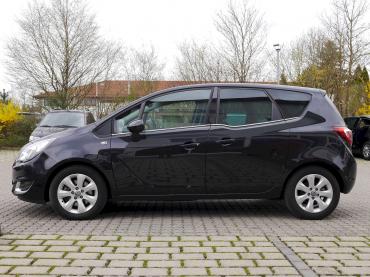 Opel Meriva 14 Turbo Excellence Gebrauchtwagen schwarz freie Werkstatt Autochampion24 Höhenkirchen