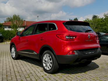 Renault Kadjar Flame red freie Werkstatt Autochampion24 Höhenkirchen