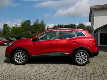 Renault Kadjar Flame red freie Werkstatt Autochampion24 Höhenkirchen